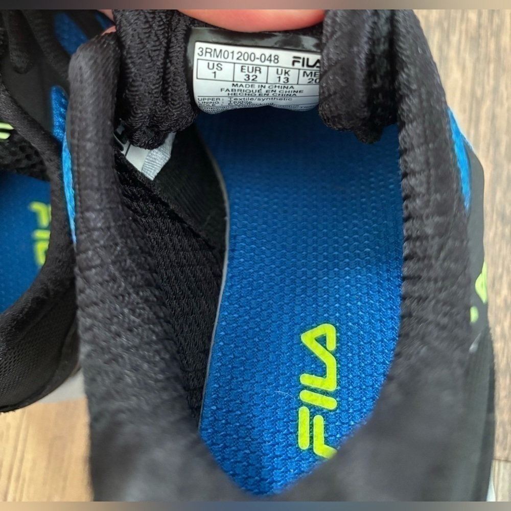 Boys Fila Shoes Galaxia 2 Blue Black Sz 1 - Picture 6 of 6